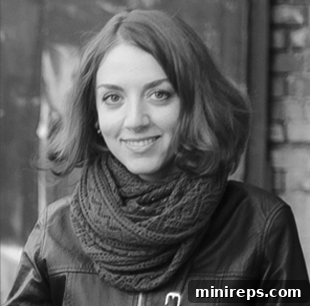 Evgenia Chernobai, an artist and 101domain client, smiling